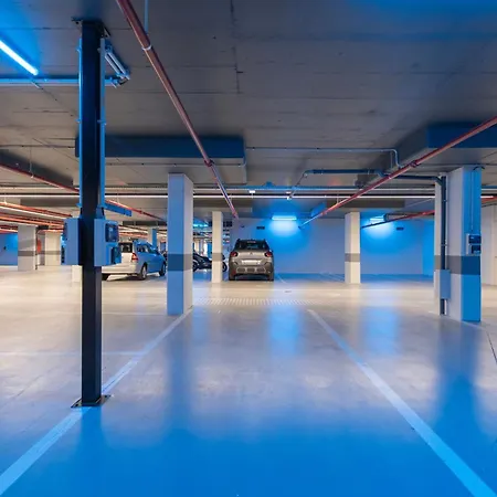 Upscale 1bdr With Pool & Parking By Lovelystay Lisbona