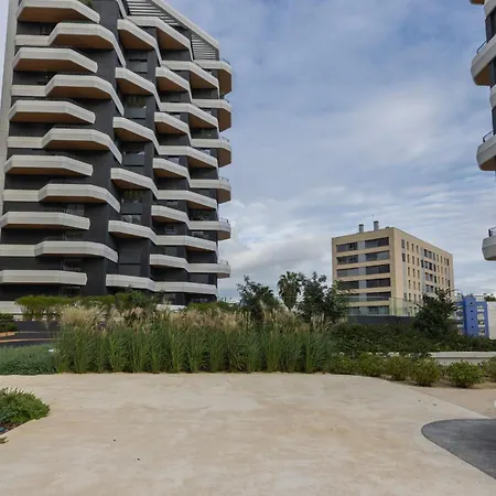 Upscale 1bdr With Pool & Parking By Lovelystay Apartamento *