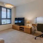 Upscale 1bdr With Pool & Parking By Lovelystay 公寓 Lisboa