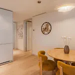 Upscale 1bdr With Pool & Parking By Lovelystay Lisboa