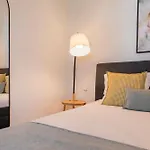 Upscale 1bdr With Pool & Parking By Lovelystay 公寓 Lisboa