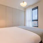 Upscale 1bdr With Pool & Parking By Lovelystay *