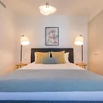 Upscale 1bdr With Pool & Parking By Lovelystay Lisboa