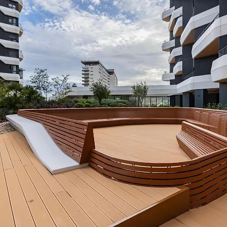 דירה Upscale 1bdr With Pool & Parking By Lovelystay *